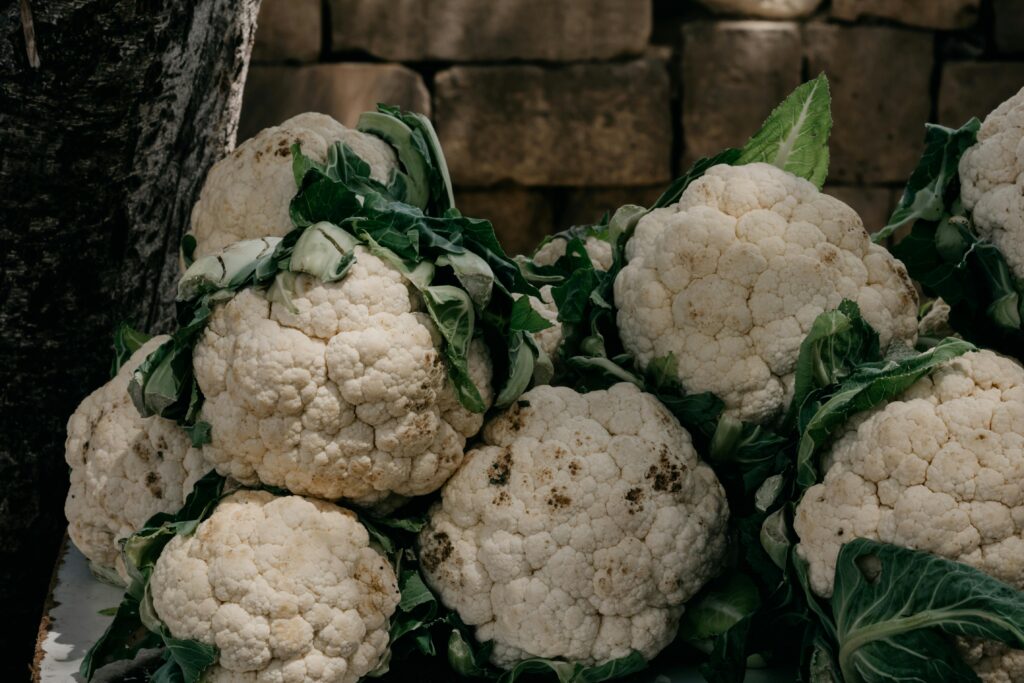 Blumenkohl-Kartoffel-Gratin mit einer knusprigen Käsekruste