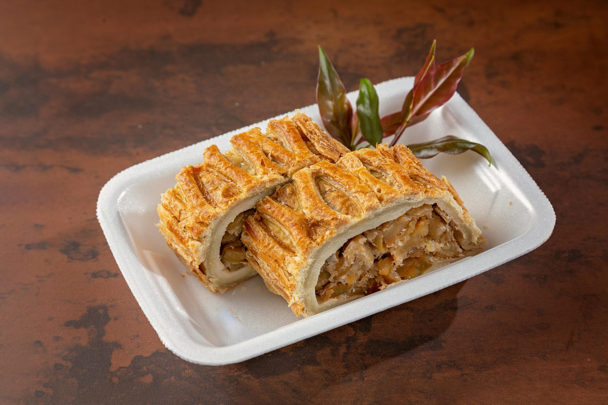 Wie gelingt ein schneller Apfelstrudel mit fertigem Teig?