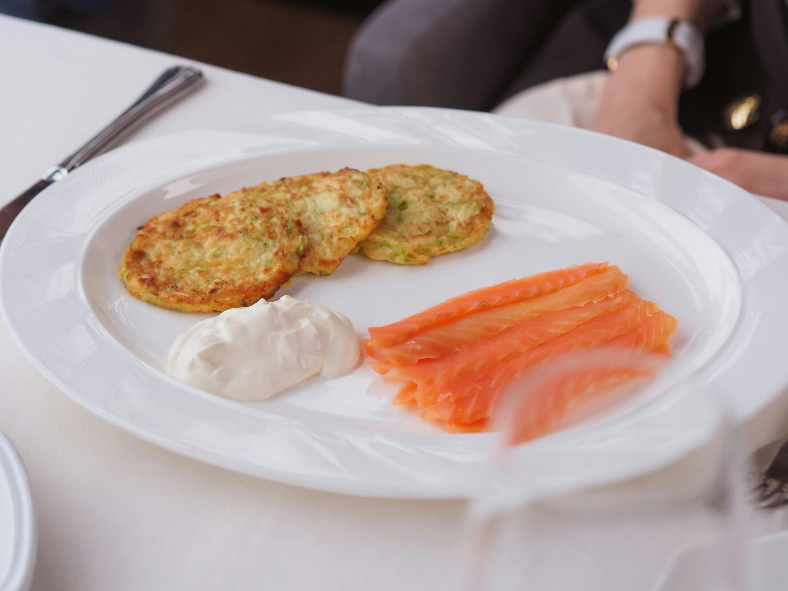 Wie macht man Kartoffelpuffer knusprig ohne viel Aufwand?