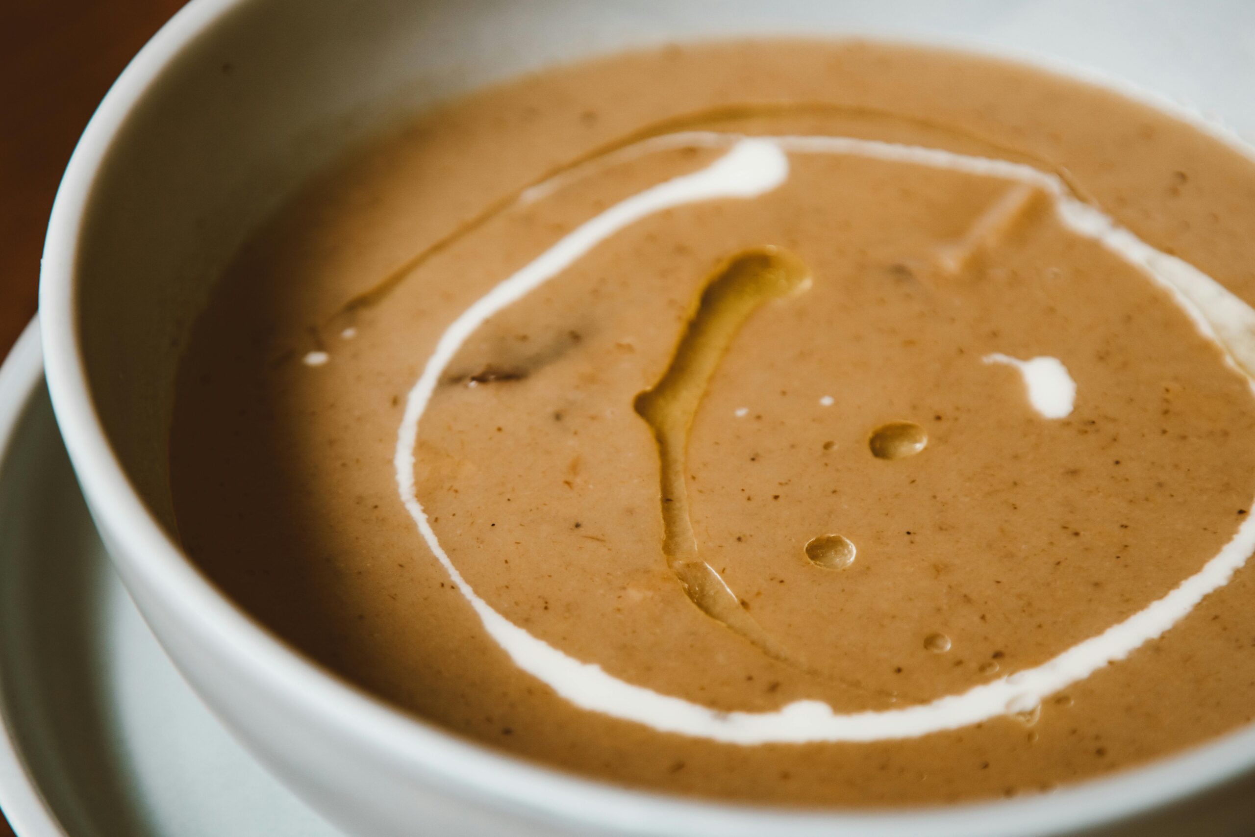 Wie kocht man eine einfache Lauchcremesuppe in 20 Minuten?