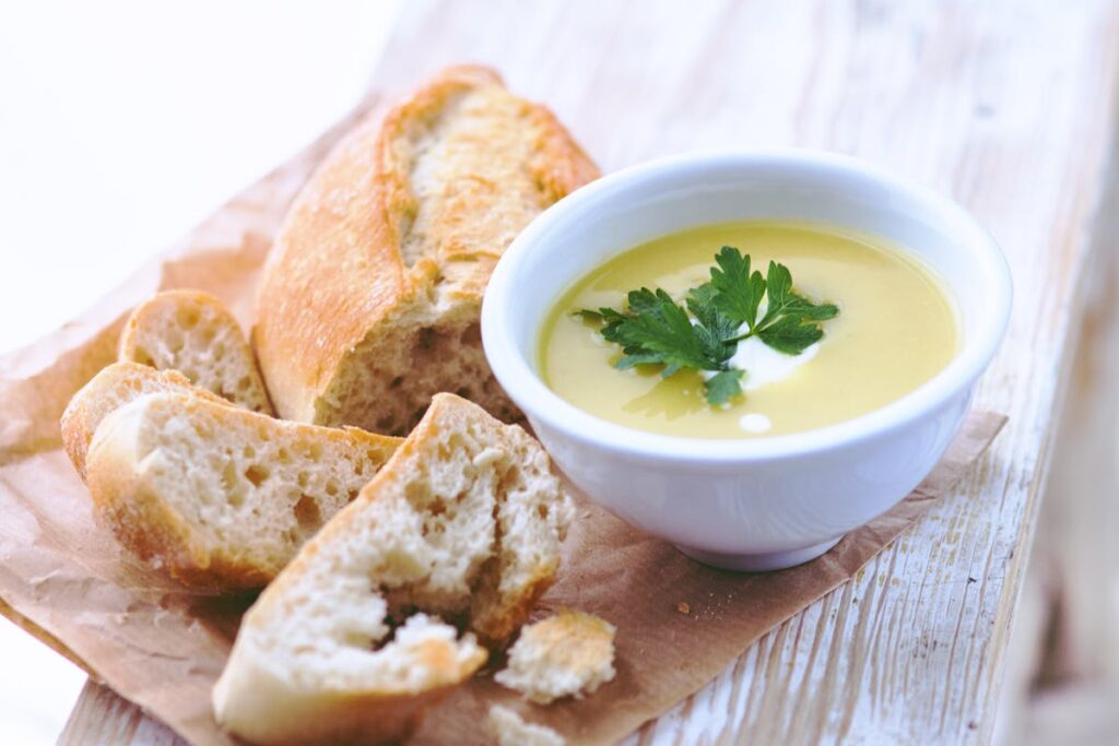 Fenchelsuppe mit leichter Sahne verfeinert