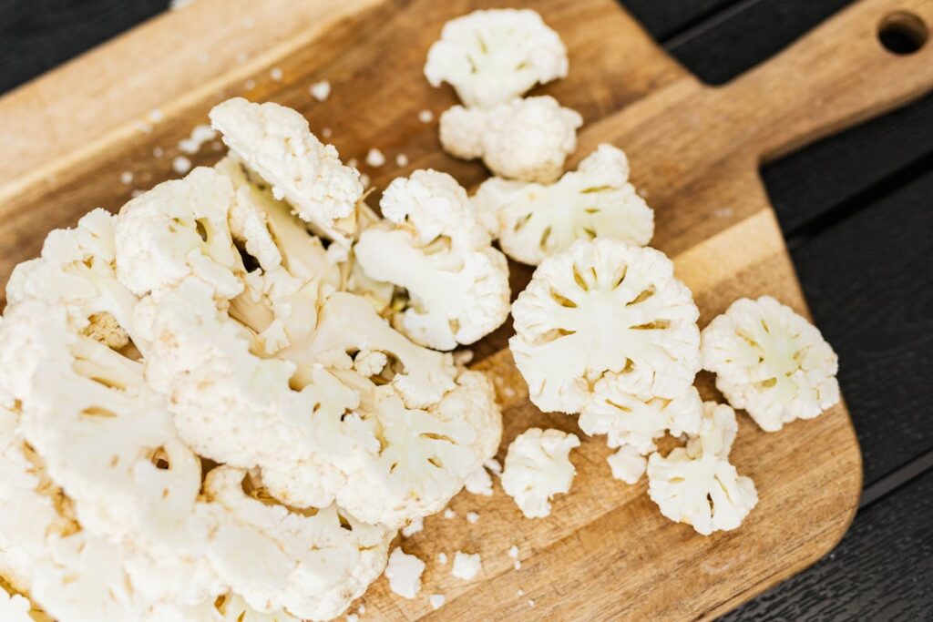 Herzhaftes Blumenkohlgratin mit Käsekruste aus dem Ofen