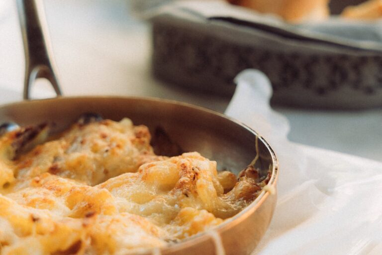 Wie gelingt ein herzhaftes Kartoffel Pfannengericht mit Kaese
